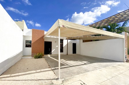 1138-Casa-en-renta-en-Gran-Santa-Fe-merida-de-una-planta-con-2-habitaciones-y-aires-inverter (1).jpg